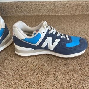 Blue New Balance 574